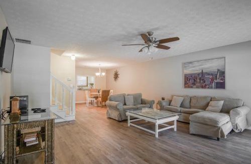 Conyers Apartment | 2 BR Townhouse - 10 Mins to Horse Park