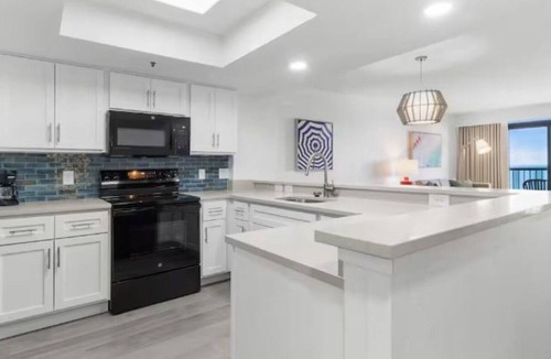 Myrtle Beach Hotel | 2 Coastal Getaways Close to Dining, Mini Golf, Indoor Pools, and Myrtle Beach