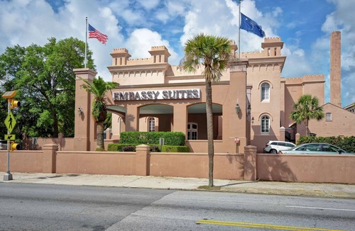 Downtown Charleston Apartment | 2 Connecting Suites at a Hotel