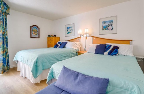 Crescent Beach Apartment | 2 Mi to Barefoot Landing: Beachfront Resort Studio