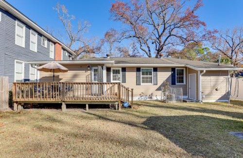 Midtown House | 2 Mi to Downtown Savannah: Historic Home!
