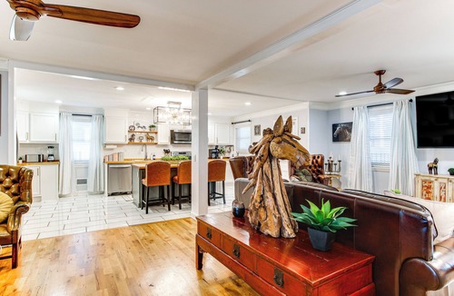 Aiken House | 2 Mi to Historic Horse District: Dog-Friendly Home