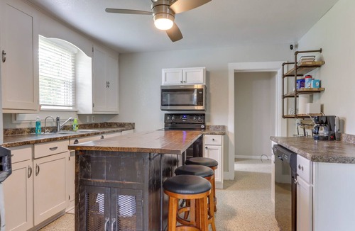 Carthage House | 2 Mi to Spring River Fishing! Quiet Escape w/Yard