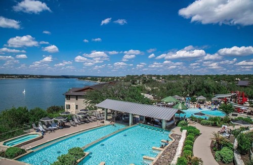 Lakeway Hotel | 2 Pet-Friendly Units at Lakeway Resort & Spa, Outdoor Pool!