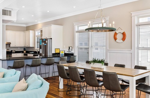 Isle of Palms House | 2 Rooftop decks, pool/elevator. Downtown IOP, 1 blk from beach. Pet friendly!