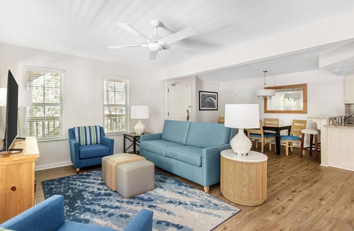 Sea Scape Hotel | 2 Serene 2BR Suites: Full Kitchen & Laundry near Wright Brothers Memorial