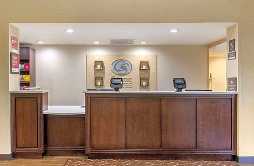 Winston - Salem Hotel | 2-Star Hotel ∙ Comfort Suites Hanes Mall