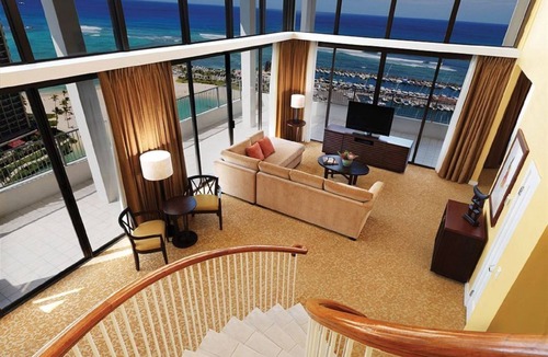 Waikiki Resort | 2 Story Penthouse 3 Bed, 3 Bath Ocean View - Lagoon Tower HGVC Hawaiian Village