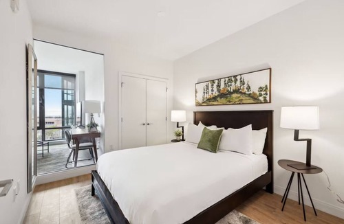 Buzzard Point Hotel | 2 Units | Fully Equipped Haven w/Laundry – Great for Family-Friendly Stays