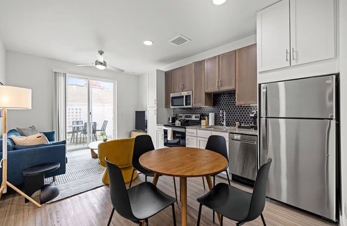 Waller Creek District Hotel | 2 Units | Vibrant Retreat | Downtown Attractions & Entertainment District