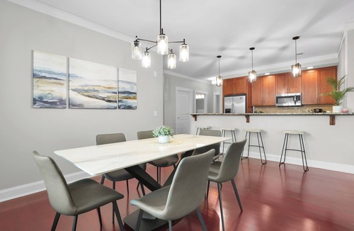 Old West Broad Neighborhood House | 2 Units w/Free Parking Walkable Historic District | The Juliette by AvantStay
