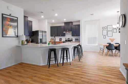 McNeil House | 20 Mins to COTA | Modern 3BR Retreat + EV Parking