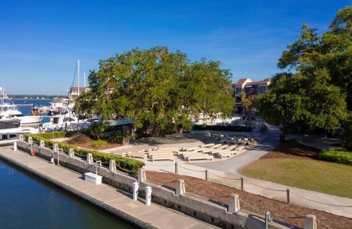 Beach Lagoon House | 201 Turtle Lane at The Sea Pines Resort