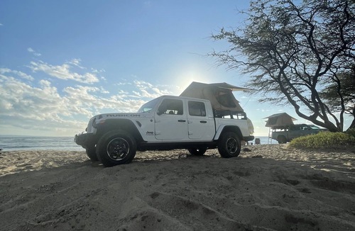 Kahului House | 2022 Jeep Gladiator Rubicon with a Rooftop tent and all the accessories!