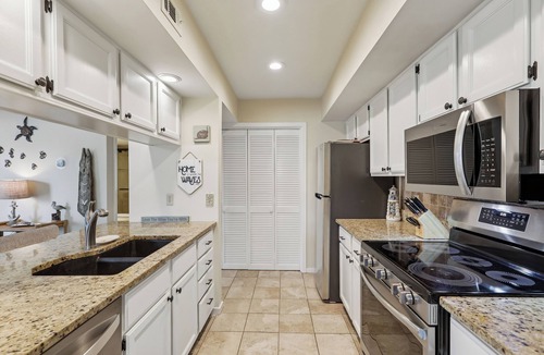 Palmetto Dunes Villa | 231 Turnberry Village ~ Two Story, End Villa with Golf Course Views