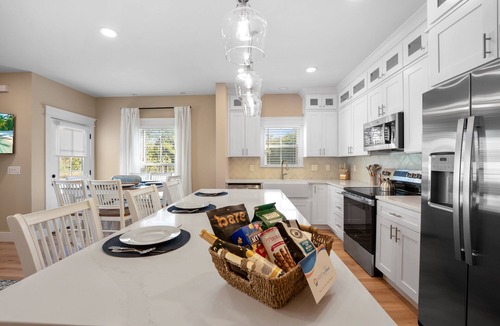 Palmetto Dunes House | 240 Olive Shell Court @ Spanish Wells | Golf Simulator | Private Pool | Modern Amenities