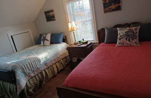 Buckroe Beach House | 2500 sq ft home 4 blocks from Buckroe Beach, dog friendly