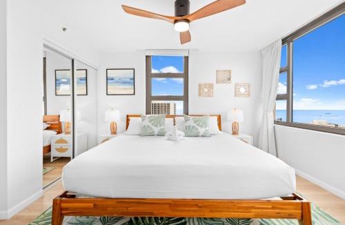 Waikiki Apartment | 25th Floor Ocean View, Steps to Waikiki Beach, Free Parking