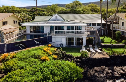 Kahaluu Bay House | 263 m² House ∙ 5 bedrooms ∙ 8 guests