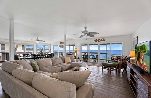 Kahaluu Bay House | 263 m² House ∙ 5 bedrooms ∙ 8 guests