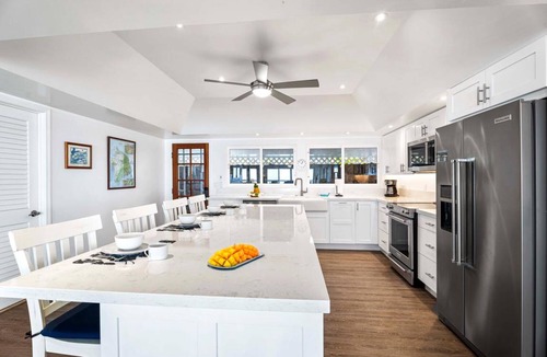 Kahaluu Bay House | 263 m² House ∙ 5 bedrooms ∙ 8 guests
