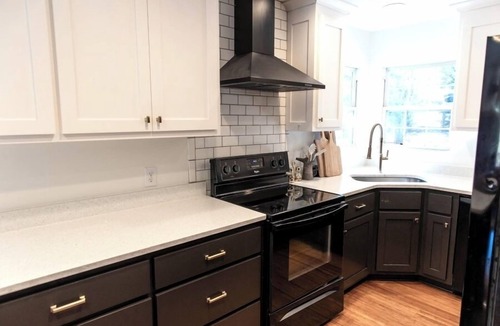 Sautee Nacoochee House | 270 Feet on the Chattahoochie River 15 Minutes from Helen Pet Friendly