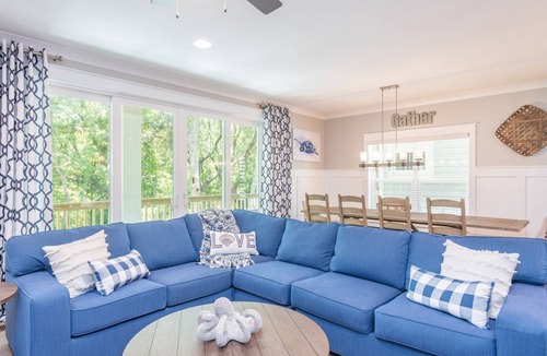 Folly Field House | 297 m² House ∙ 6 bedrooms ∙ 22 guests