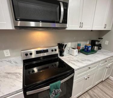 West Arlington Apartment | 2BR King and Queen beds Games Stadium 6Flags Airport