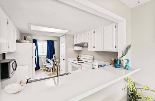 Little River Condo | 2BR Townhome Condo Near North Myrtle Beach