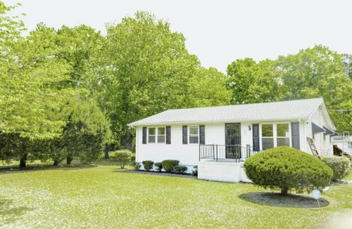 Harbinger House | 3 bedroom 2 bath Vacation Home near beach