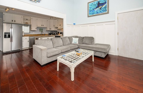 Long Bay Estates House | 3 Bedroom, 2nd Row with a Shared Pool - Beach Bliss