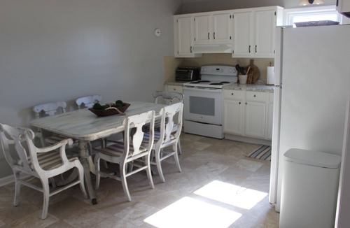 Swanquarter Cottage | 3-bedroom brick cottage in a great fishing and hunting area.