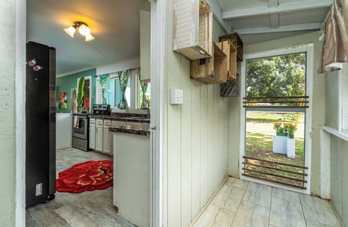 Waialee House | 3-Bedroom Home Plus Mother-in-Law-Suite in Peaceful Haleiwa Hawaii