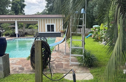 Warner Robins House | 3-bedroom house in serene Warner Robins with cool AC and a pool.