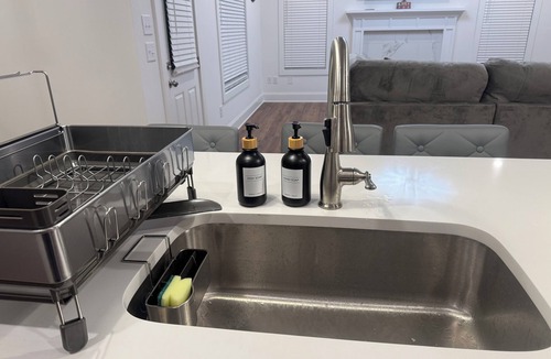 Athens House | 3-bedroom house in delightful Athens with AC, WiFi