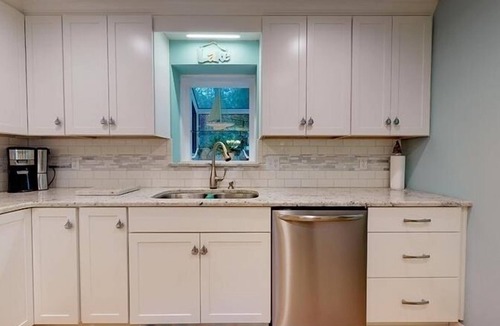 Huddleston House | 3 Bedrooms, 2 Flex Rooms, 3½ Bathrooms! Beautiful Property! Flat, Wonderful Point w/Miles of Wide