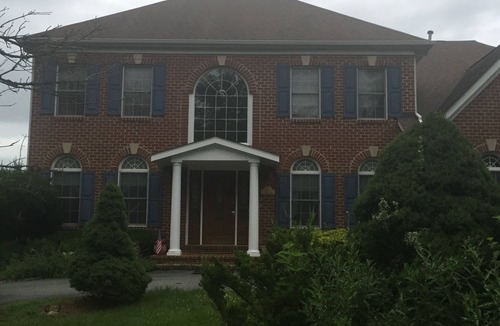 North Potomac House | 3 bedrooms 3 baths, bright & Spacious ,free parkings, fast wifi, massage chair