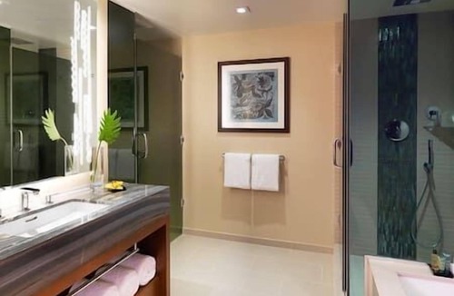 Waikiki Resort | 3 BedroomSuite, The Grand Islander Resort