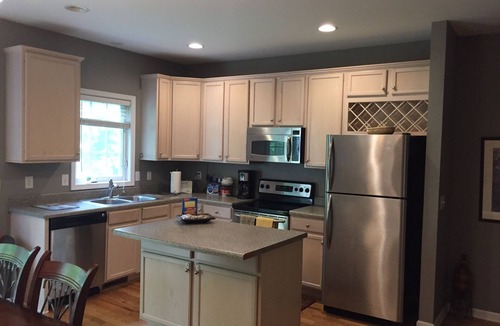 Fry's Spring House | 3 BR Quiet & Beautiful House,Near Downtown,UVA & Wineries