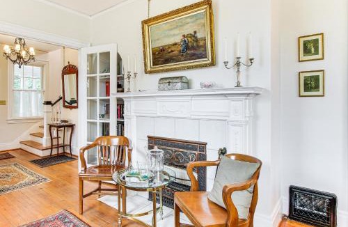 Summerville House | 3 Mi to Augusta National: Historic Home w/Patio