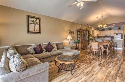 Central Myrtle Beach House | 3 Mi to Beach & Golf: Resort Condo in Myrtle Beach