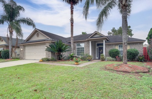 Windsor Forest House | 3 Mi to Oglethorpe Mall: Home w/Fenced Yard!