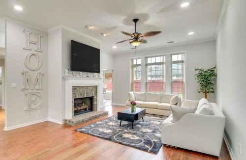Windsor Forest House | 3 Mi to Oglethorpe Mall: Home w/Fenced Yard!