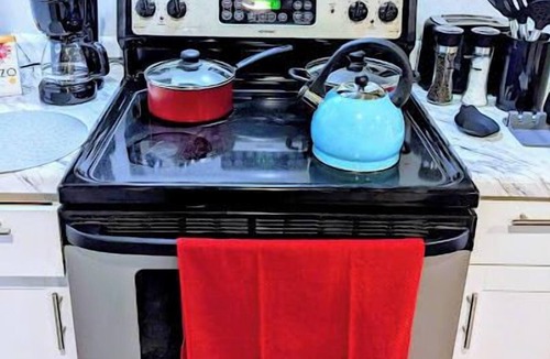 Cumming House | 30 Day Stays Welcome Lake Lanier Pool 2 Bedrooms