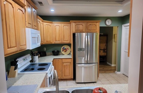 North Forest Beach House | 300 steps to the beach! - Pet Friendly Ranch Style House North Forest Beach