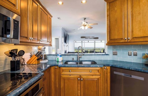 Saint Helena Island House | 325 Ocean Point Drive