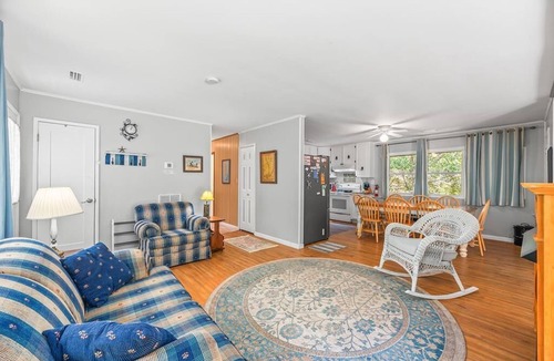 Southern Shores House | 326 - Dog Friendly Rental in a Nature Lover's Paradise!