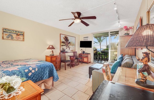 Historic Kailua Village Apartment | 35 m² Studio flat ∙ 4 guests
