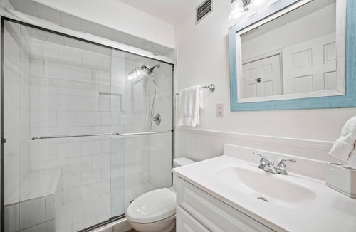 West Beach Village Condo | 3526 Seascape: Stylish 1BR Suite, Close to Beach, $150 Beach Gear/Bike Credit