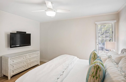 West Beach Village Condo | 3526 Seascape: Stylish 1BR Suite, Close to Beach, $150 Beach Gear/Bike Credit